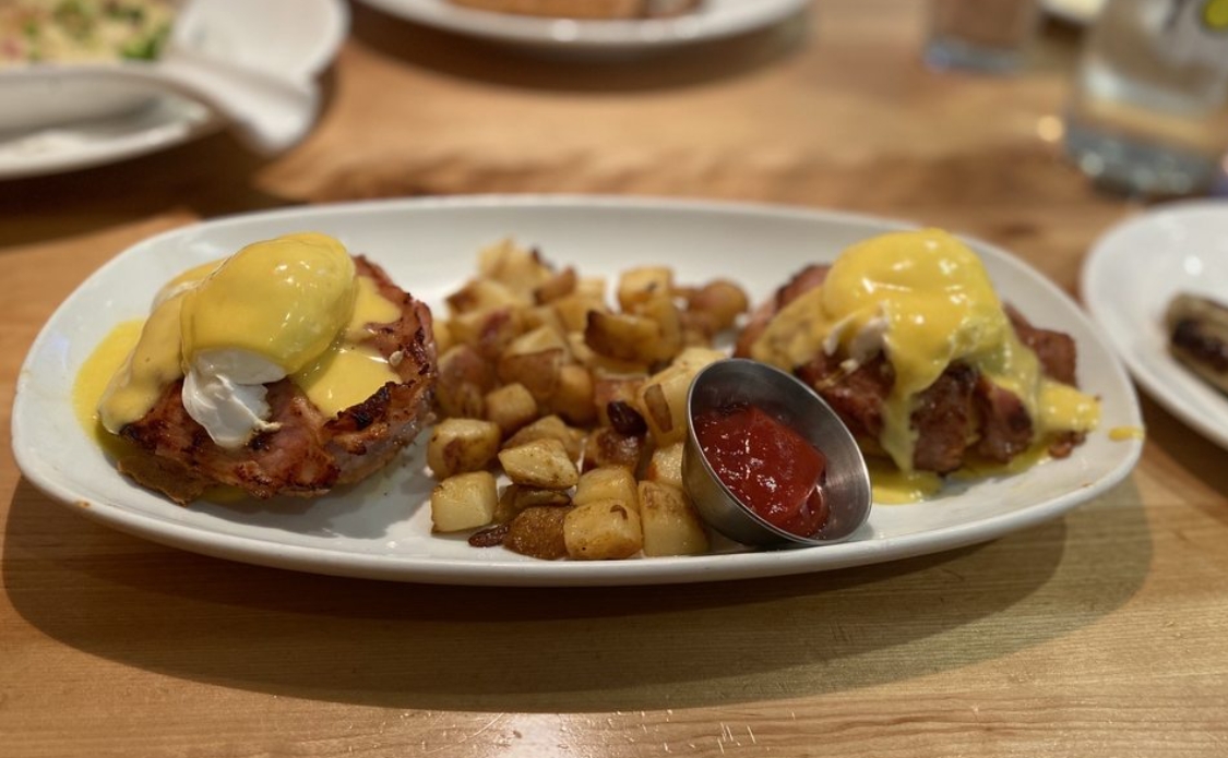 Eggs Benedict